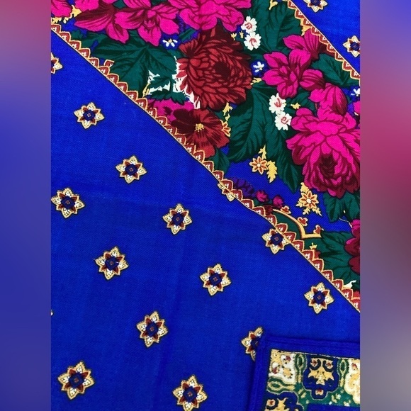 Echo Wool Scarf Floral Plaid Paisley 34" Square Accessory Challis - Picture 3 of 7